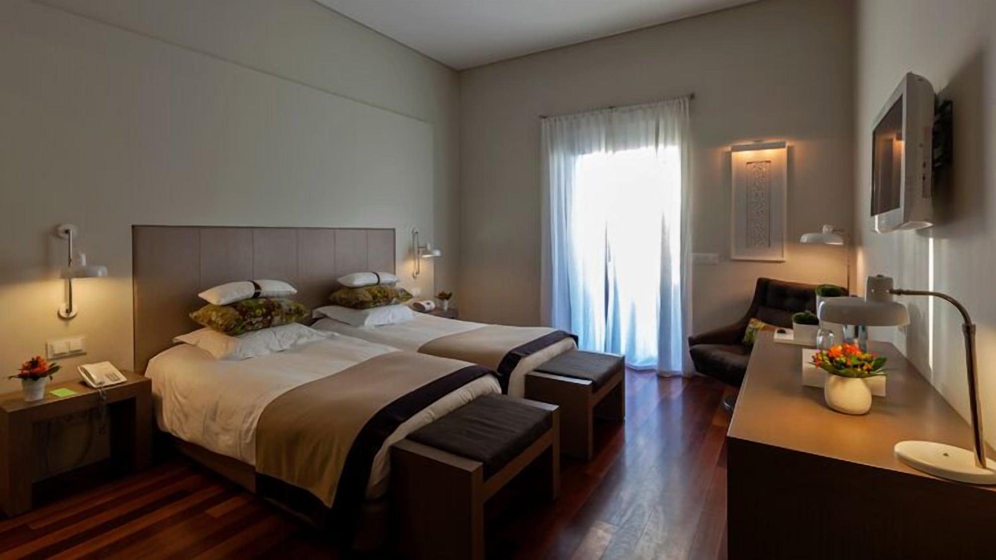 M'Ar De Ar Aqueduto Hotell Évora Eksteriør bilde