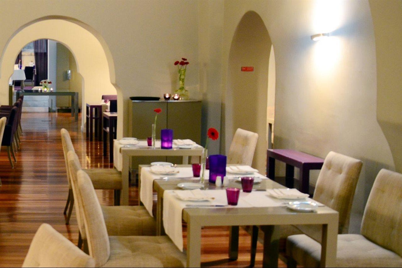 M'Ar De Ar Aqueduto Hotell Évora Eksteriør bilde Restaurant
